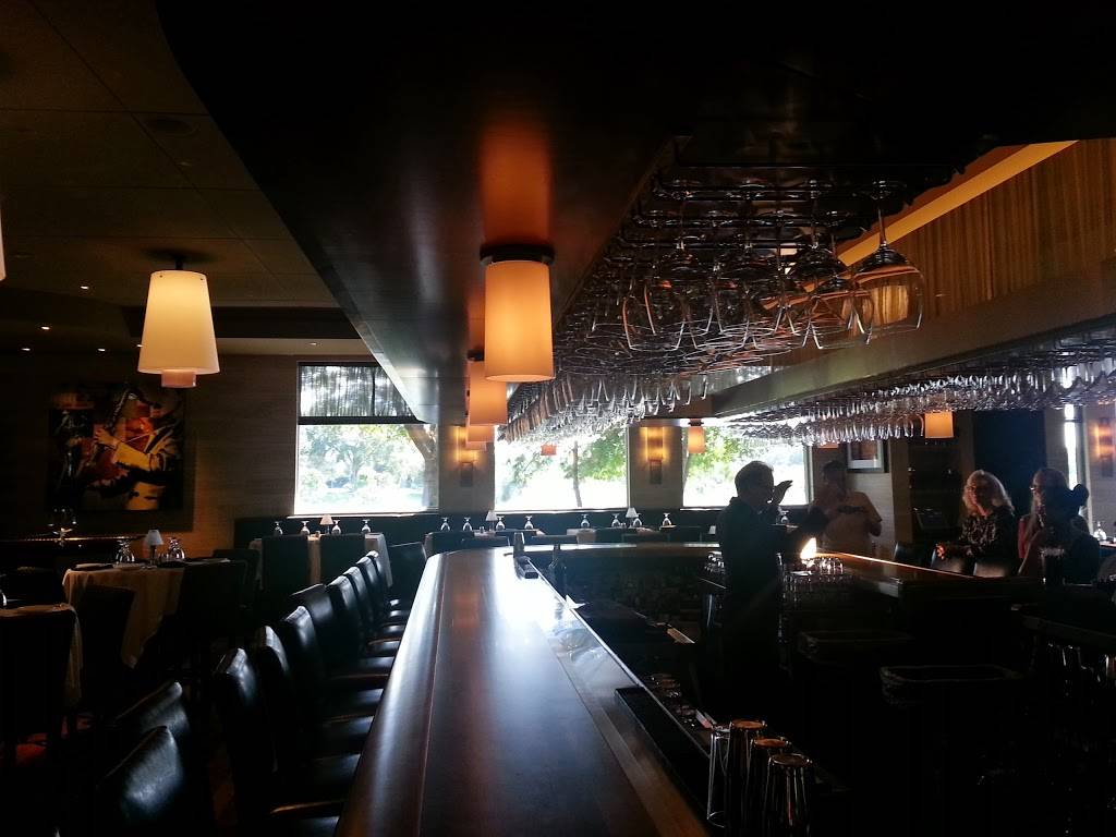 Eddie Vs Prime Seafood | night club | 7488 W Sand Lake Rd, Orlando, FL 32819, USA | 4073553011 OR +1 407-355-3011