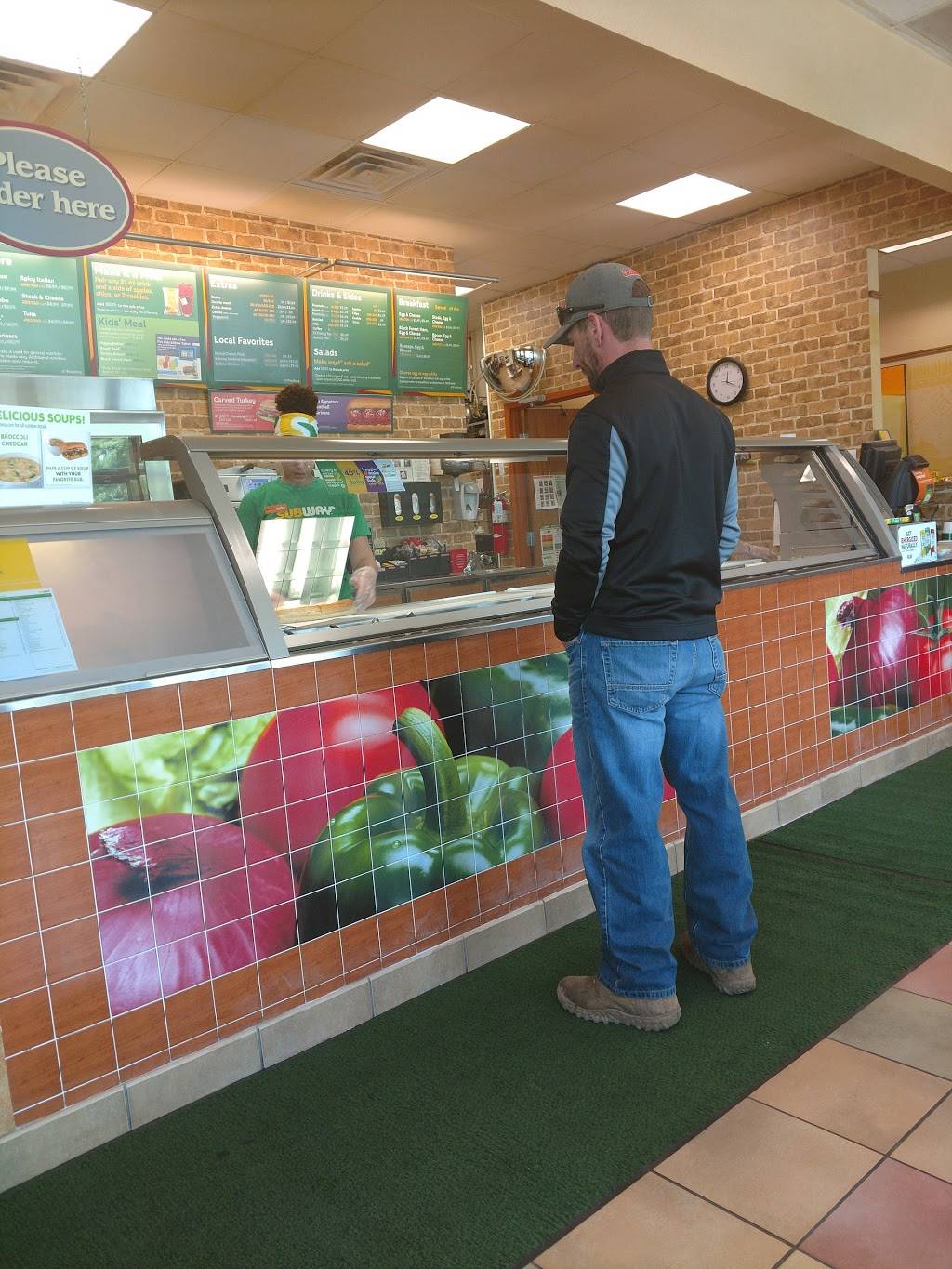 Subway | restaurant | 364 Creyts Rd, Dimondale, MI 48821, USA | 5176462369 OR +1 517-646-2369