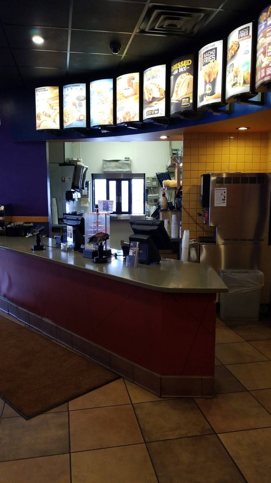 Taco Bell | meal takeaway | 1501 Main Ave, De Pere, WI 54115, USA | 9209830430 OR +1 920-983-0430