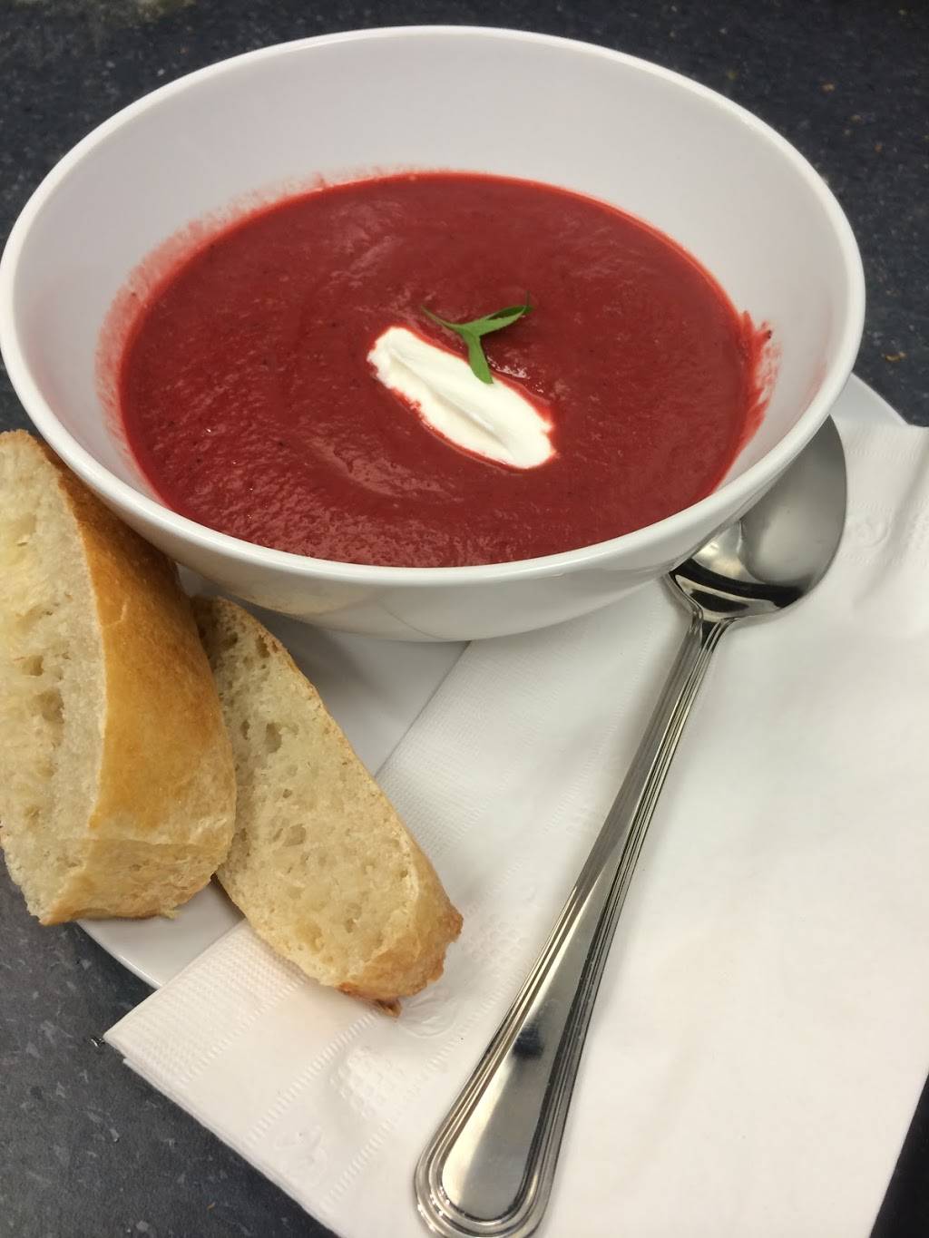 Babis Restaurant | restaurant | 21 Nadolny Sachs, Ottawa, ON K2A 1R9, Canada | 6134134231 OR +1 613-413-4231