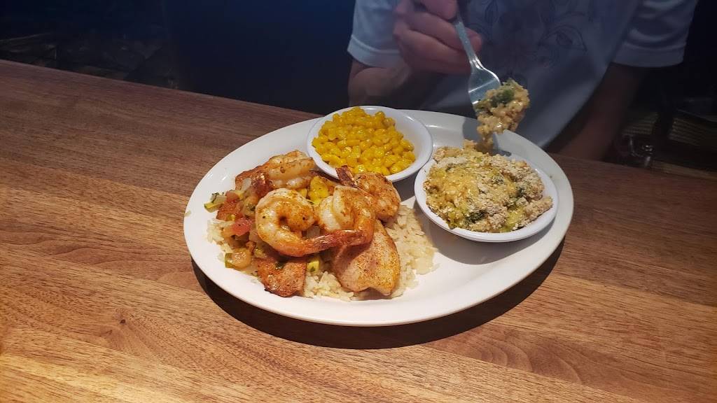 Old Chicago | restaurant | 75 2nd St, Coralville, IA 52241, USA | 3192481220 OR +1 319-248-1220