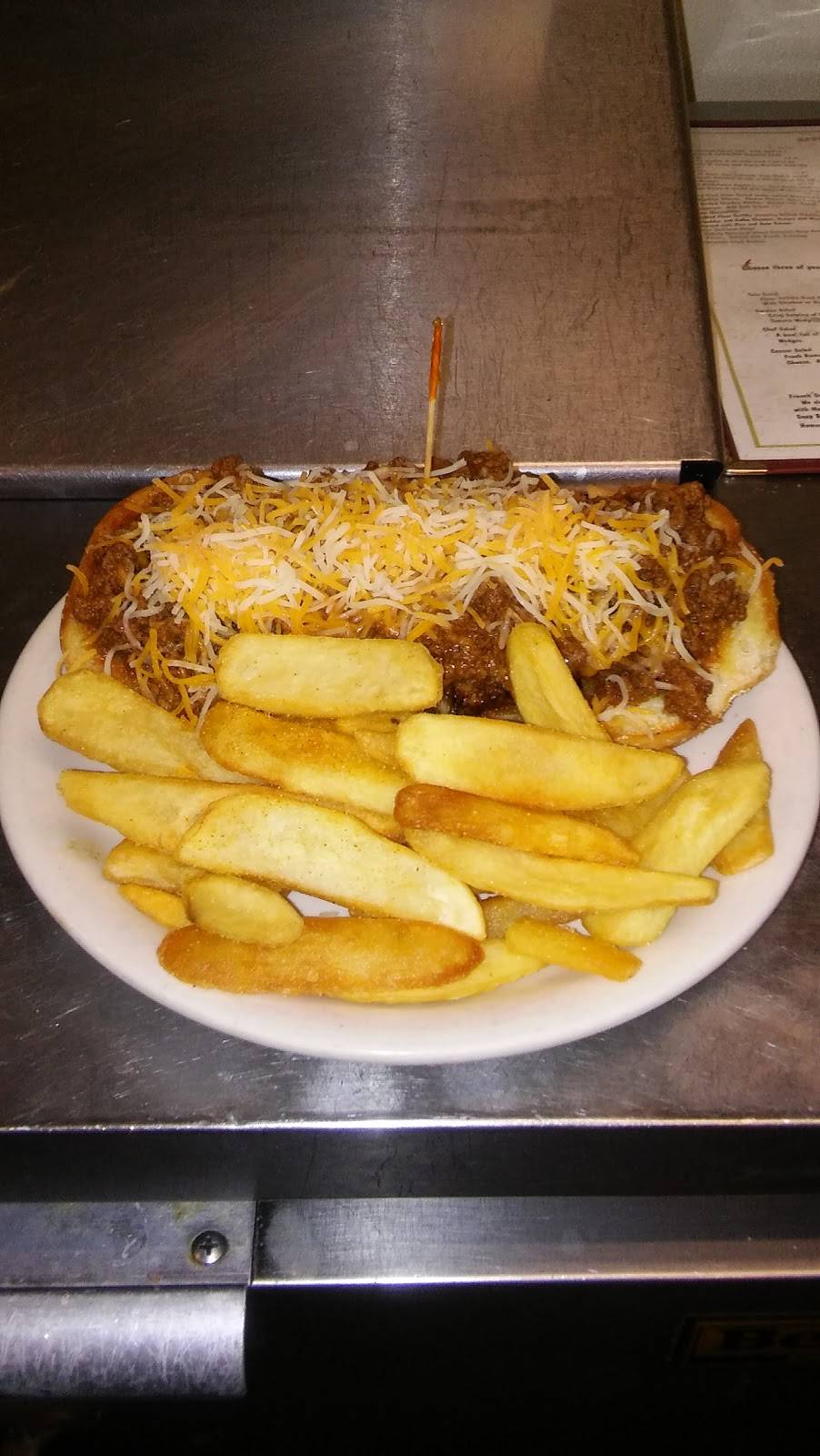 Crow Creek Tavern | restaurant | 3534 S Peoria Ave, Tulsa, OK 74105, USA | 9187499100 OR +1 918-749-9100