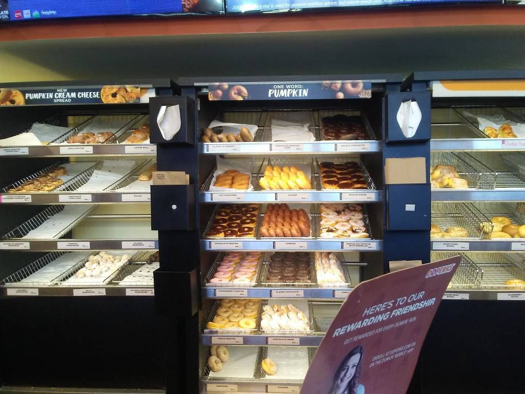 Dunkin | bakery | 906 W Pike St, Goshen, IN 46526, USA | 5745334314 OR +1 574-533-4314