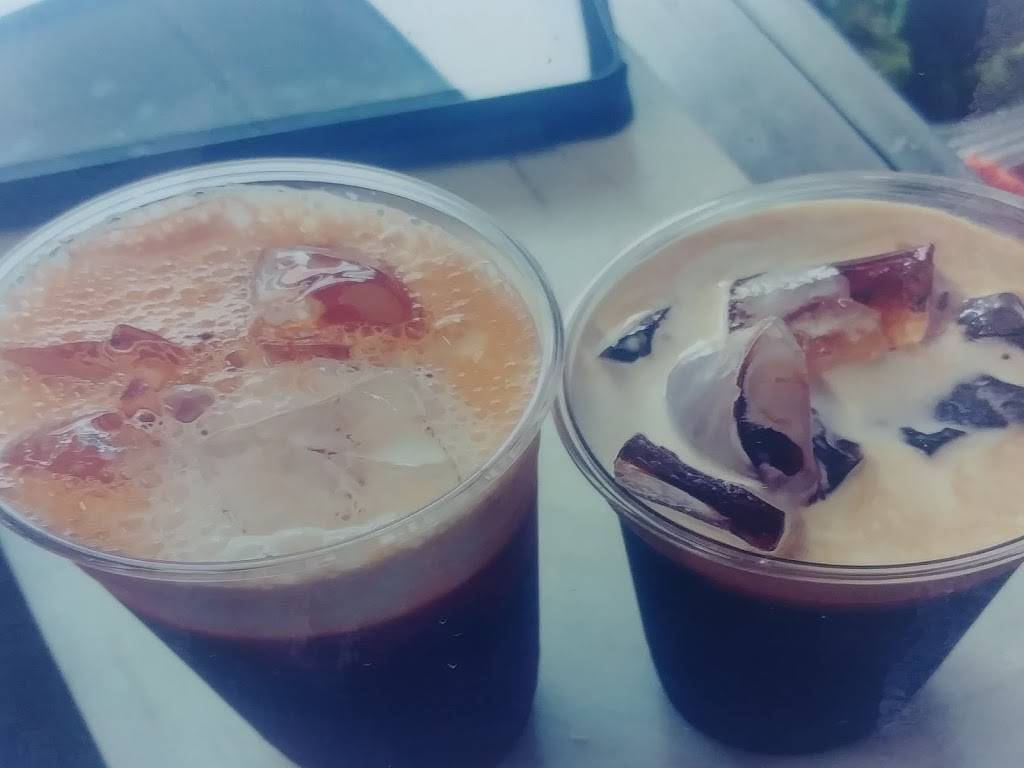 Sila Thai | restaurant | 7538 N Lombard St, Portland, OR 97203, USA | 5037575410 OR +1 503-757-5410