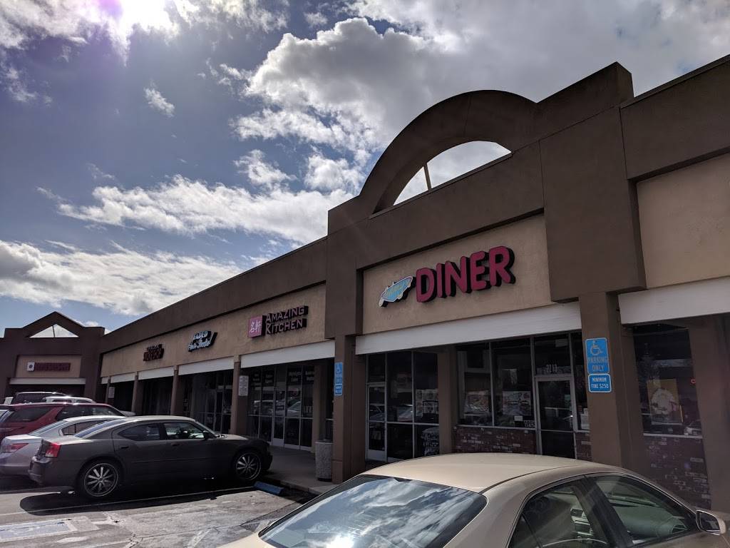 Amazing Kitchen | restaurant | 2211 N Tracy Blvd, Tracy, CA 95376, USA | 2098353888 OR +1 209-835-3888