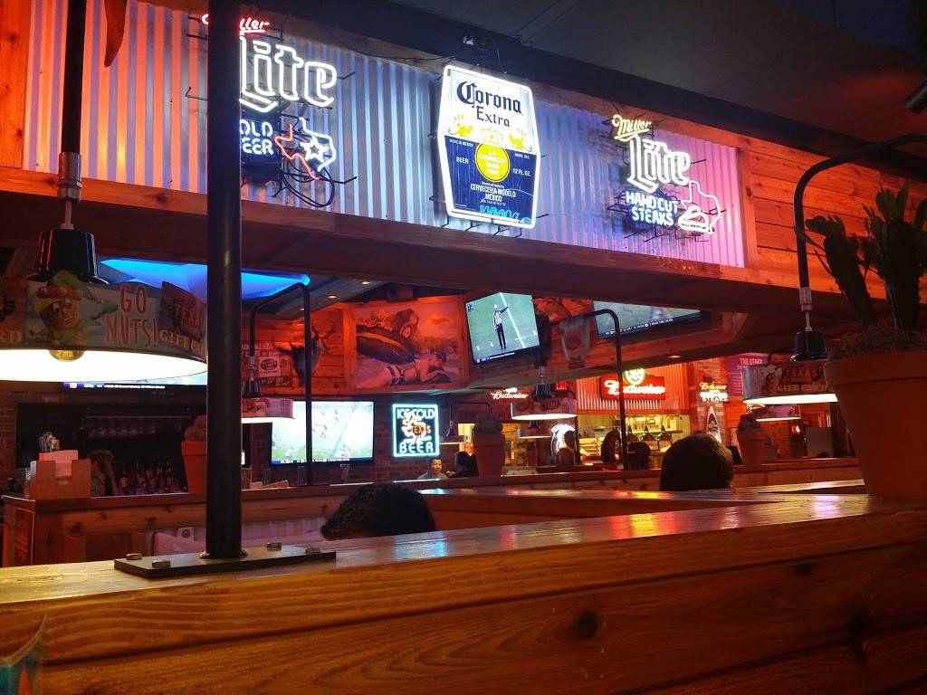 Texas Roadhouse | restaurant | 8510 S Emerald Dr, Tempe, AZ 85284, USA | 4809407427 OR +1 480-940-7427