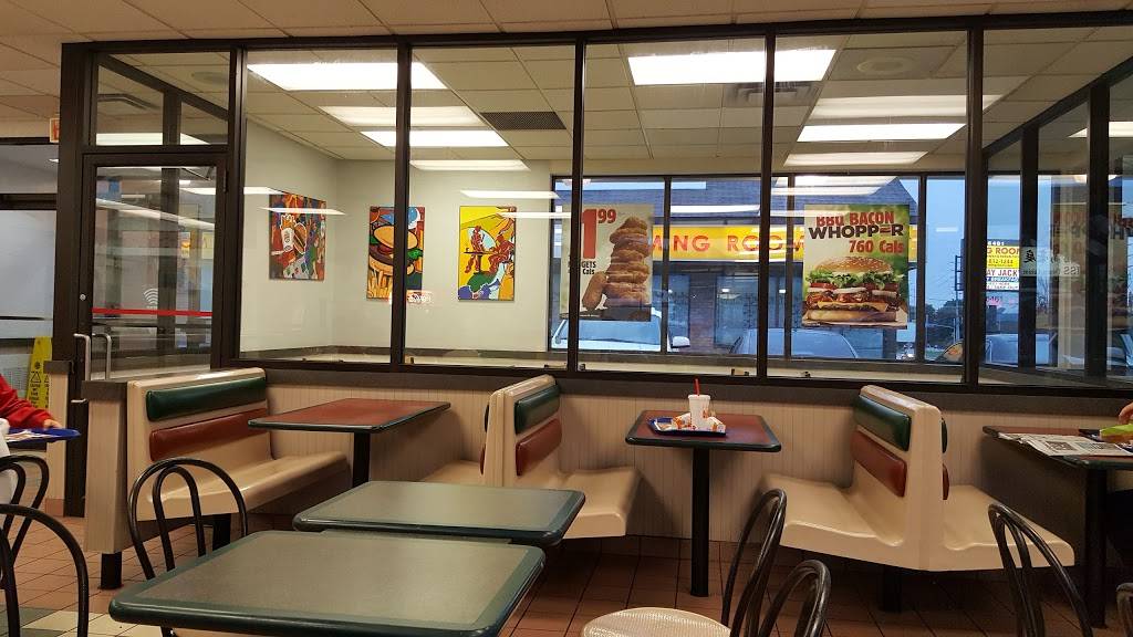 Burger King | restaurant | 6465 Mississauga Rd North, Mississauga, ON L5N 1A6, Canada | 9058213464 OR +1 905-821-3464