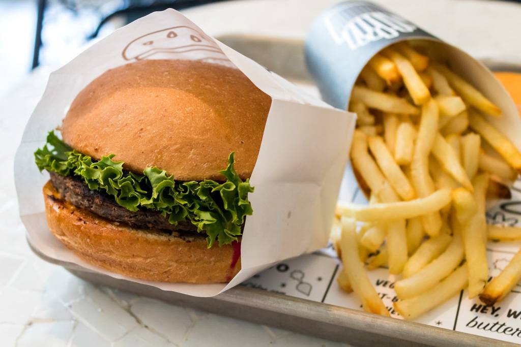 by CHLOE. Silver Lake | restaurant | 2520 Glendale Blvd, Los Angeles, CA 90039, USA | 4246757617 OR +1 424-675-7617