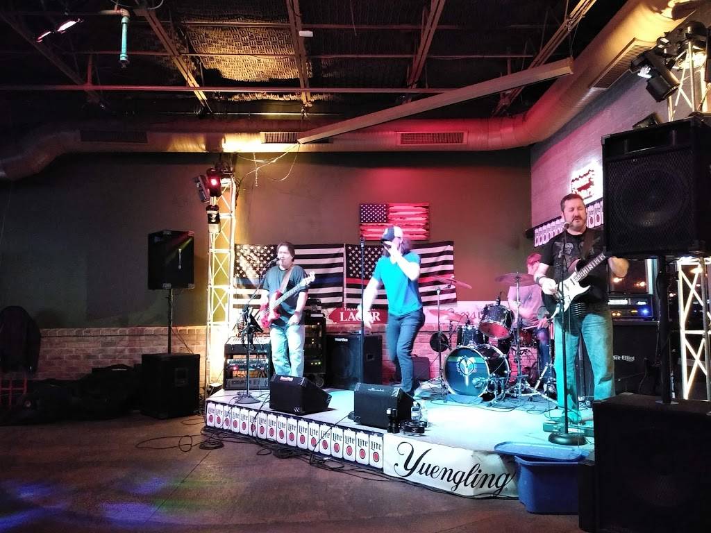 Eddys Sports Pub | restaurant | 9105 E 56th St, Indianapolis, IN 46216, USA | 3175246330 OR +1 317-524-6330