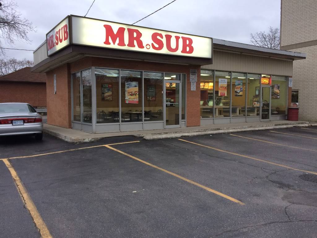 Mr.Sub | restaurant | 702 The Queensway, Etobicoke, ON M8Y 1K9, Canada | 4162590702 OR +1 416-259-0702