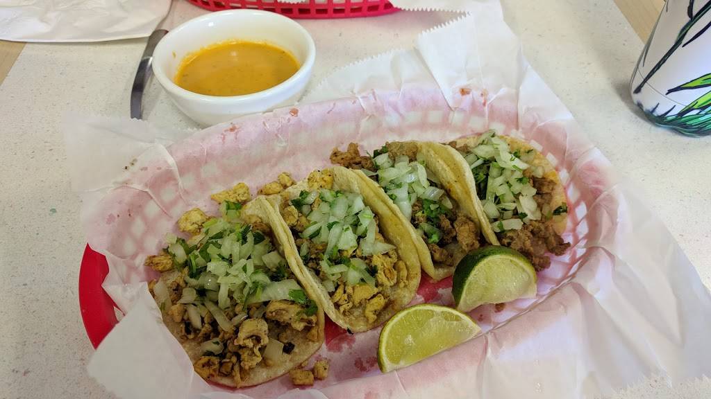 Tacos Elsinore | restaurant | 19980 Grand Ave L, Lake Elsinore, CA 92530, USA | 9516090282 OR +1 951-609-0282