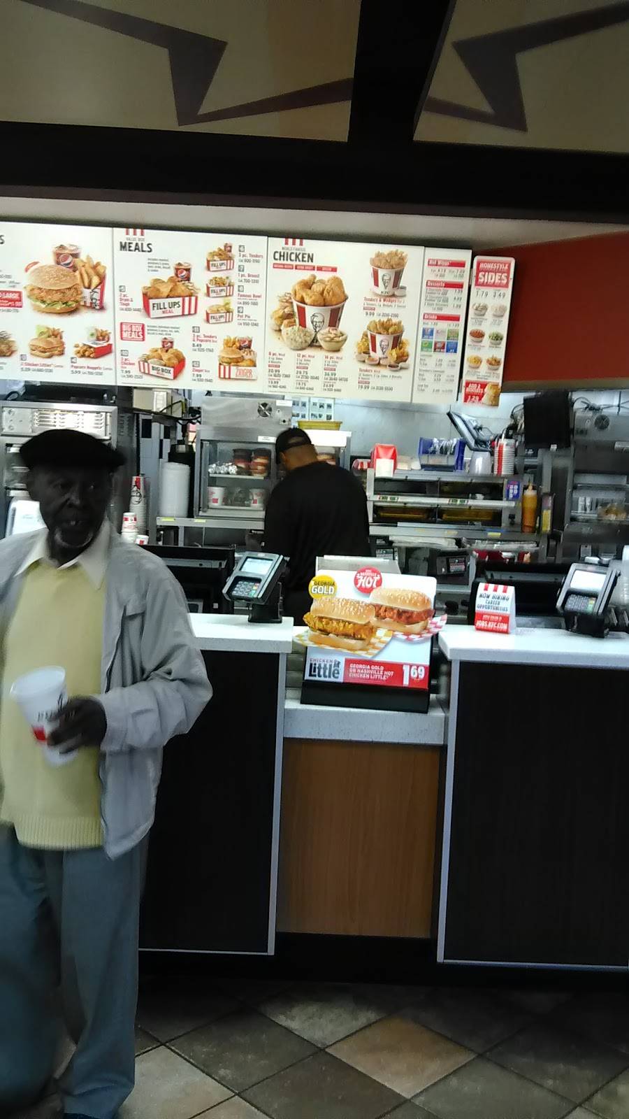 KFC | restaurant | 762 Piney Forest Rd, Danville, VA 24540, USA | 4347972623 OR +1 434-797-2623