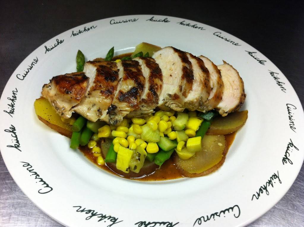 Roberts Cuisine | restaurant | 10 6th Ave S, Birmingham, AL 35205, USA | 2059180356 OR +1 205-918-0356