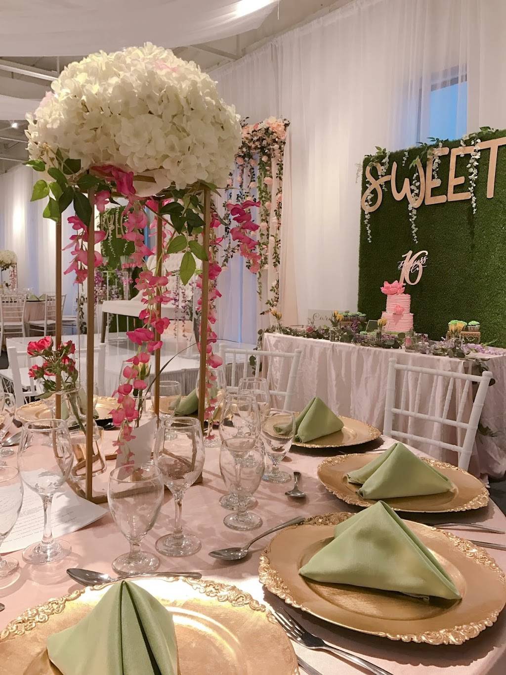 Salle De Reception REKADO | restaurant | 985 Rue Notre Dame, Lachine, QC H8S 2C1, Canada | 5146210696 OR +1 514-621-0696