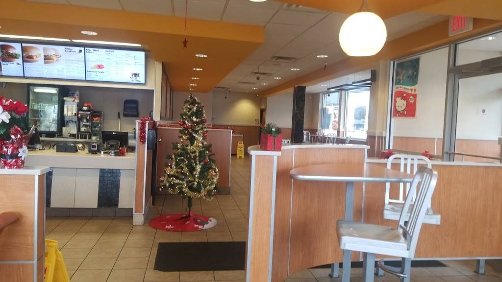 McDonalds | cafe | 2425 E 38th St, Indianapolis, IN 46218, USA | 3175463681 OR +1 317-546-3681