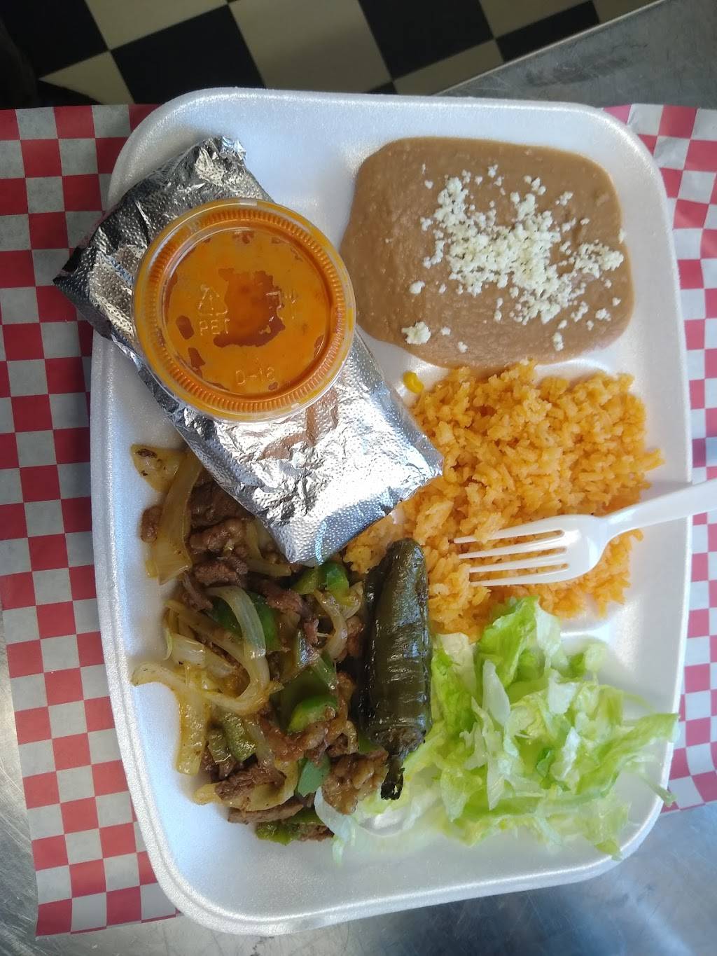 Antojitos La Laguna | restaurant | 401 E Main St, Green Forest, AR 72638, USA | 8703504026 OR +1 870-350-4026