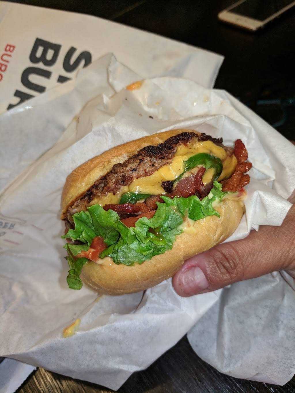 Smashburger | restaurant | 2415 E Baseline Rd, Phoenix, AZ 85042, USA | 6022687733 OR +1 602-268-7733