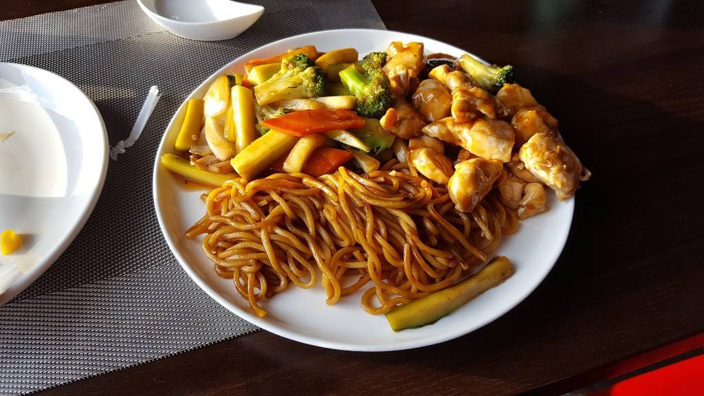 Volcano Sushi House | restaurant | 4765 Hodges Blvd #3, Jacksonville, FL 32224, USA | 9049924999 OR +1 904-992-4999