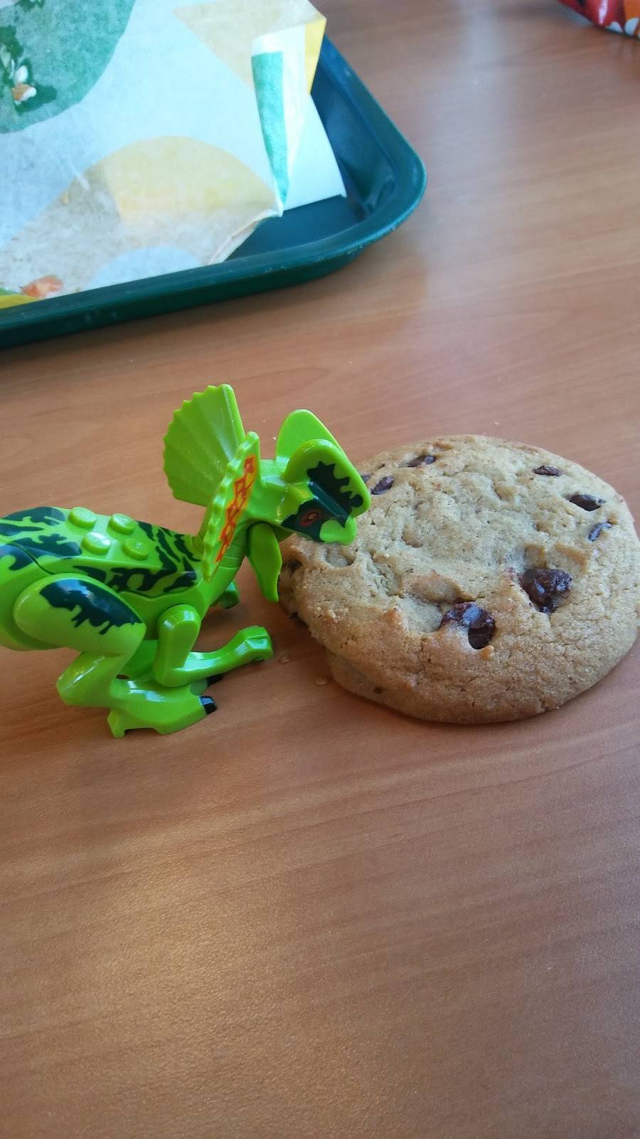 Subway Restaurants | restaurant | 3400 Long Beach Boulevard, Long Beach, CA 90807, USA | 5629899733 OR +1 562-989-9733