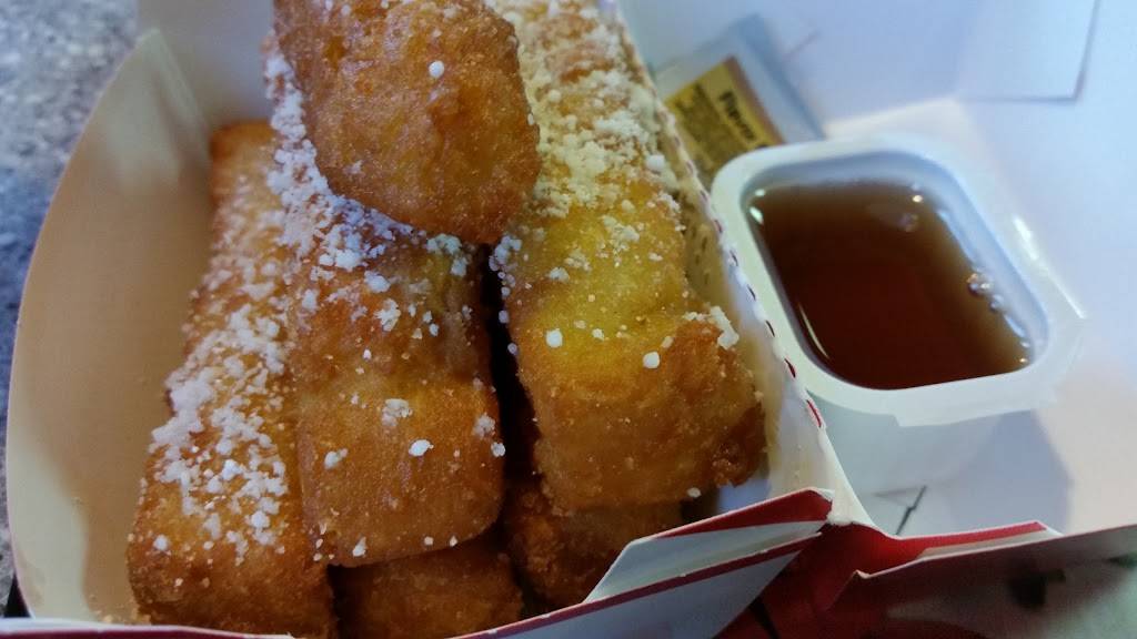 Carls Jr. | restaurant | 1037 Vine St, Healdsburg, CA 95448, USA | 7074318762 OR +1 707-431-8762