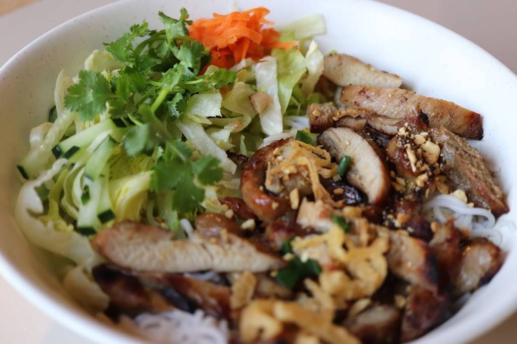 Uptown Vietnam Cuisine | restaurant | 1250 Broadway, Columbus, GA 31901, USA | 7065769922 OR +1 706-576-9922