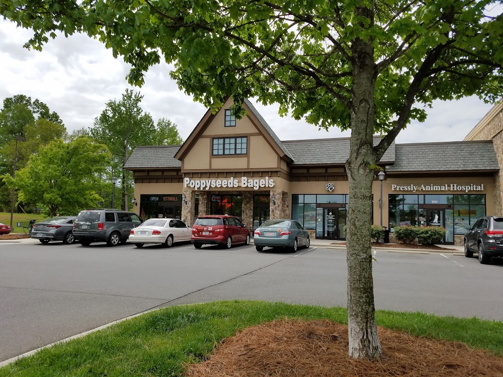Poppyseeds Bagels | bakery | 1311 Chestnut Ln, Matthews, NC 28104, USA | 7042340247 OR +1 704-234-0247