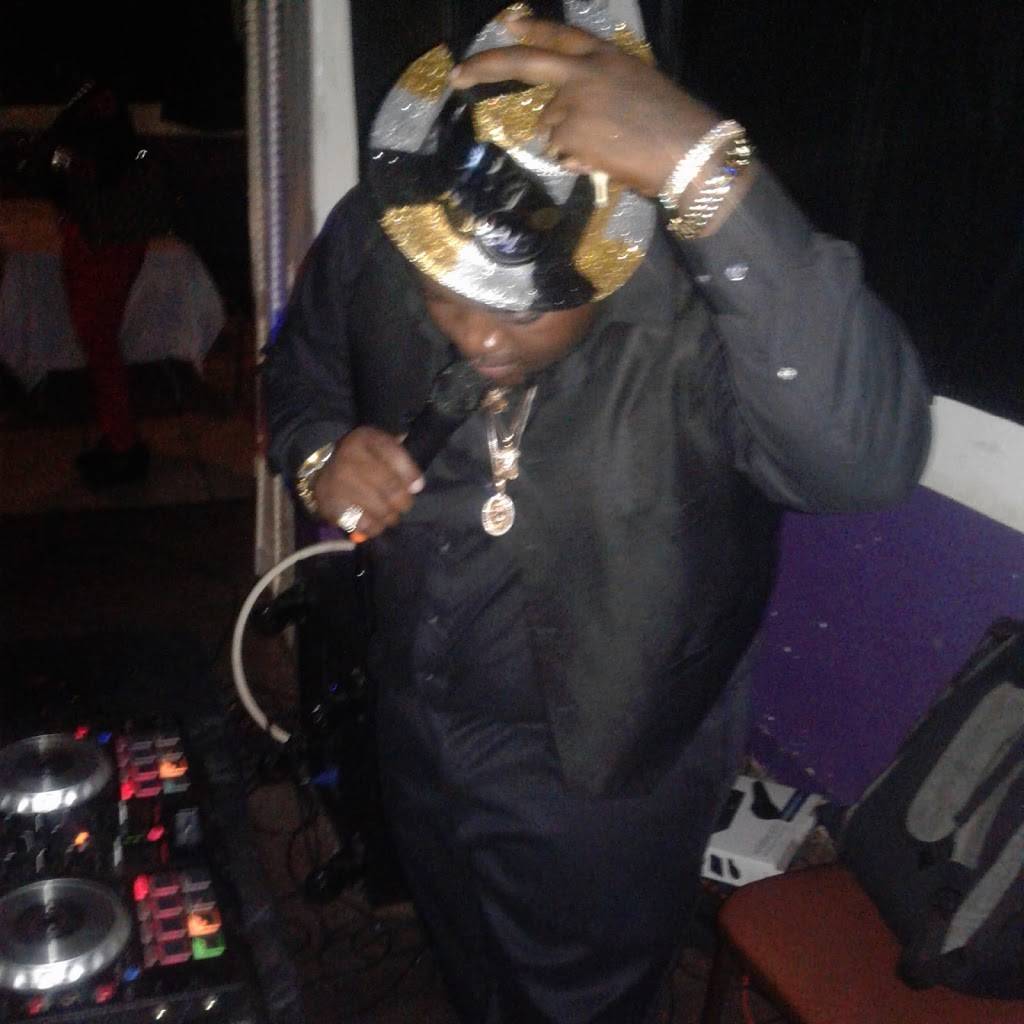 Wick City Grill | restaurant | 1215 N Martin Luther King Jr Ave, Clearwater, FL 33755, USA | 7272350723 OR +1 727-235-0723