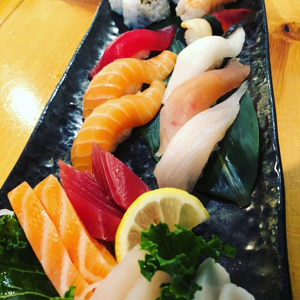 Paper Crane Sushi Bar & Bistro | restaurant | 12975 Keele St #1, King City, ON L7B 1G2, Canada | 6476935831 OR +1 647-693-5831