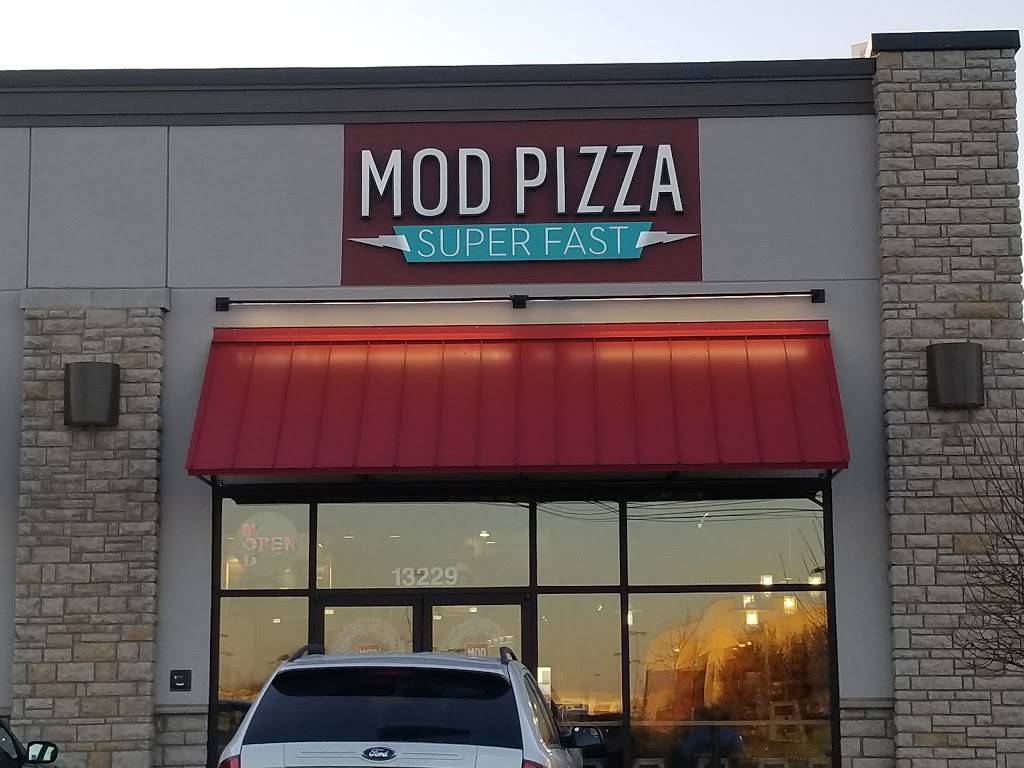 MOD Pizza | restaurant | 13229 Middlebelt Rd, Livonia, MI 48150, USA | 7342450710 OR +1 734-245-0710
