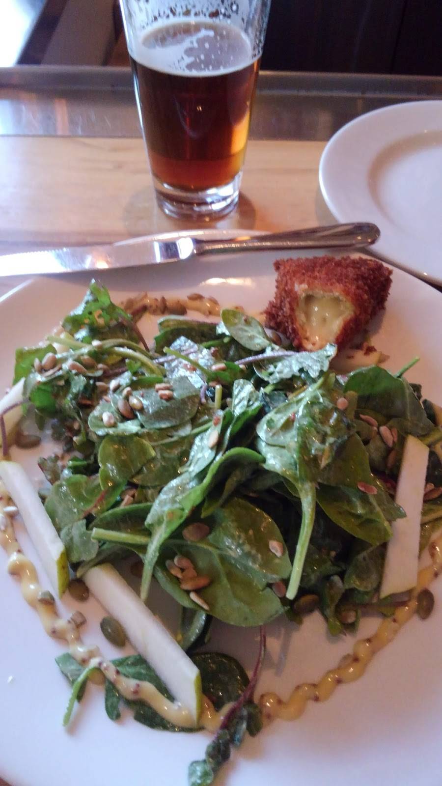 Le Comptoir | restaurant | 1301 4th St, San Rafael, CA 94901, USA | 4154545454 OR +1 415-454-5454