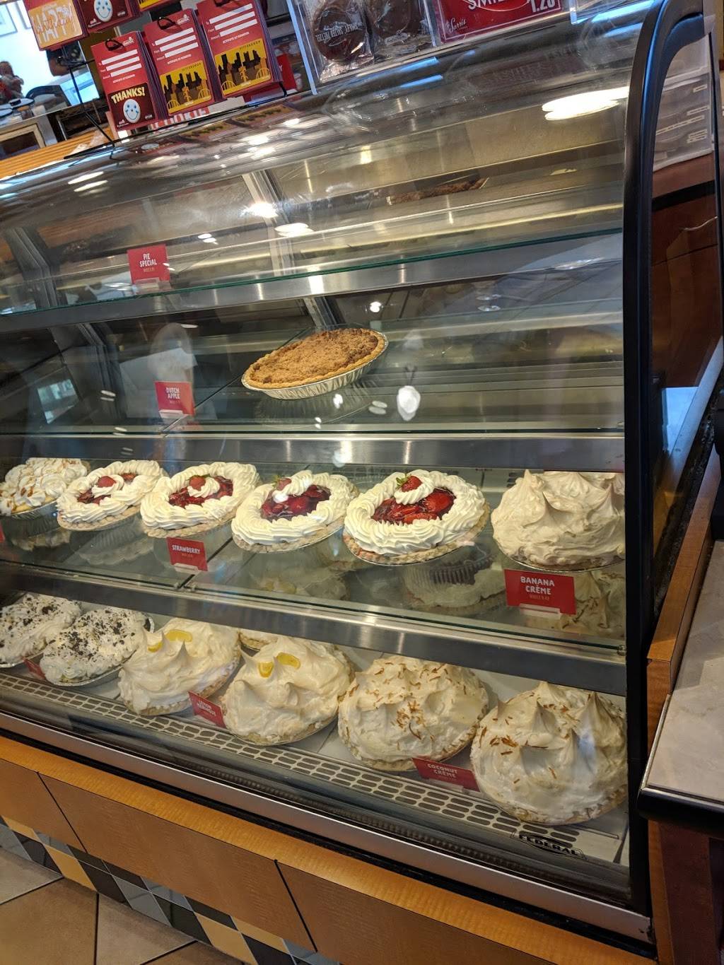 Eatn Park | restaurant | 500 Chippewa Town Center, Beaver Falls, PA 15010, USA | 7248477275 OR +1 724-847-7275