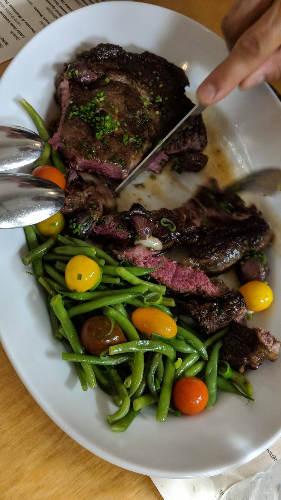 Moody Rooster | restaurant | 2891 Agoura Rd, Westlake Village, CA 91361, USA | 8053703131 OR +1 805-370-3131