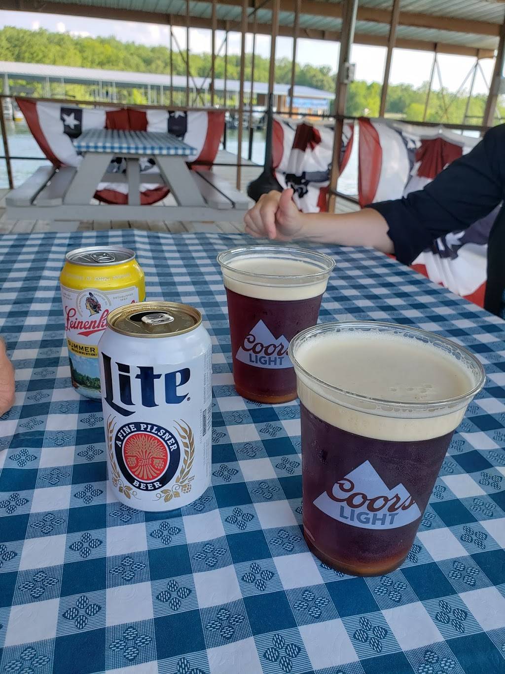 Ride the Wave Bar and Grill | restaurant | 4667 State Highway H, Boat Dock, Lampe, MO 65681, USA | 4177391681 OR +1 417-739-1681