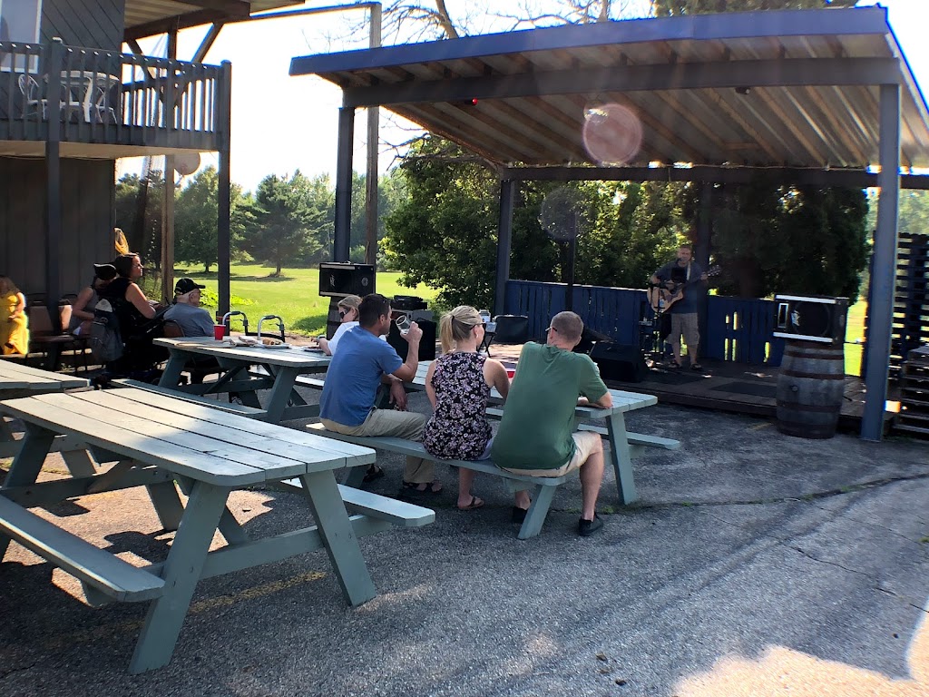 Briali Winery | restaurant | 102 IN-120, Fremont, IN 46737, USA | 2604951919 OR +1 260-495-1919