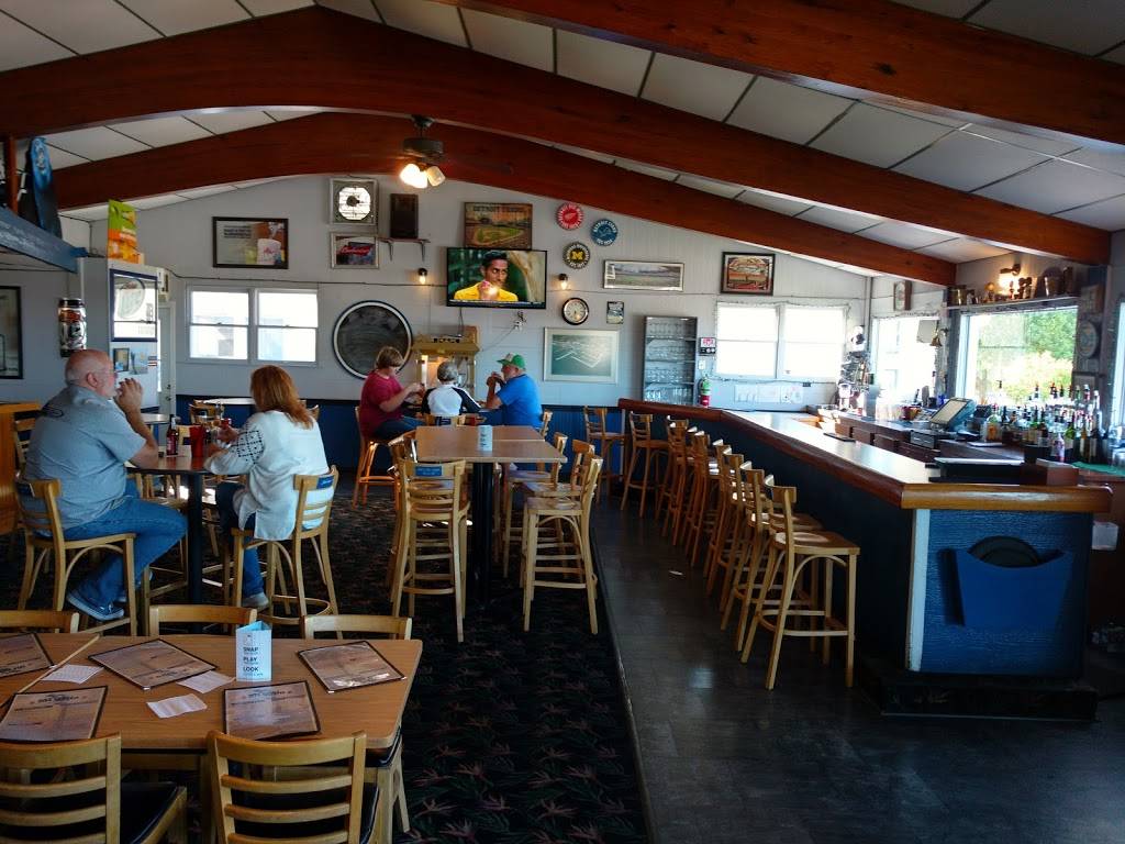 MI Patio Bar & Grill | restaurant | 30 S State St, St Ignace, MI 49781, USA | 9069842290 OR +1 906-984-2290