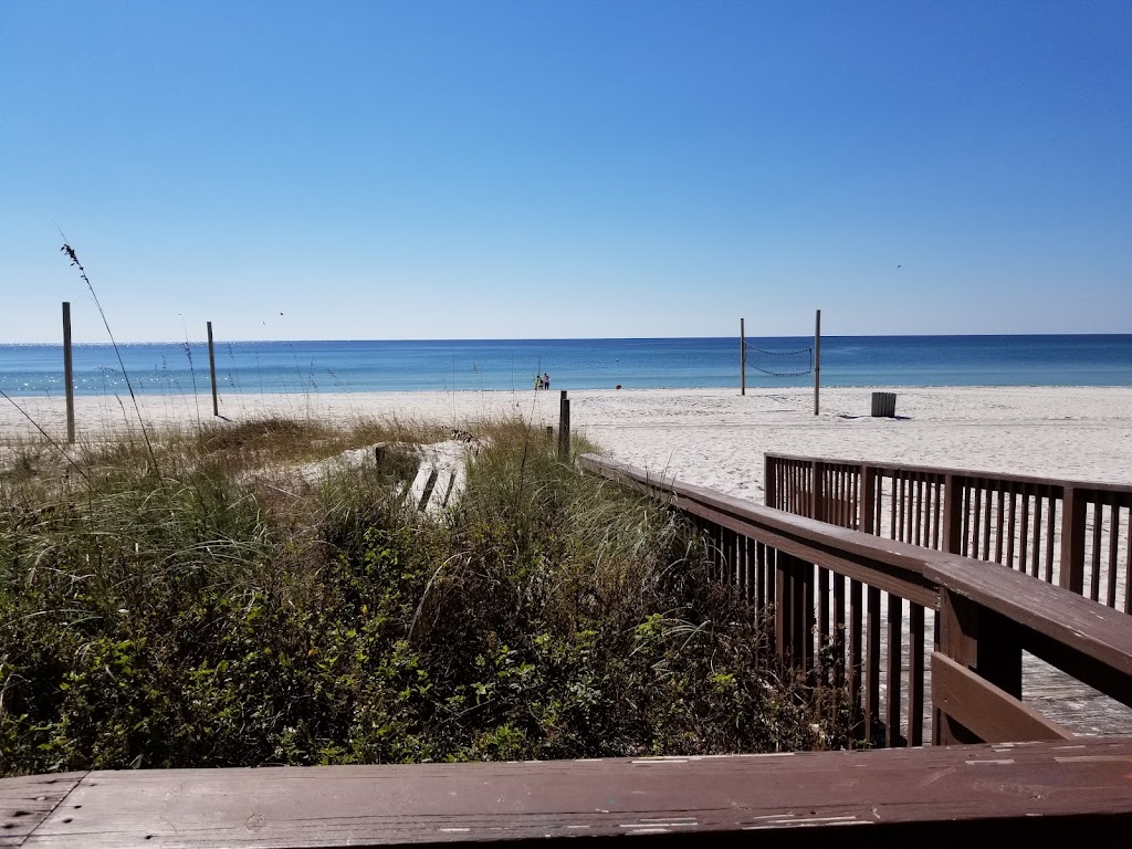 Sharkys Beachfront Restaurant | restaurant | 15201 Front Beach Rd, Panama City Beach, FL 32413, USA | 8502352420 OR +1 850-235-2420