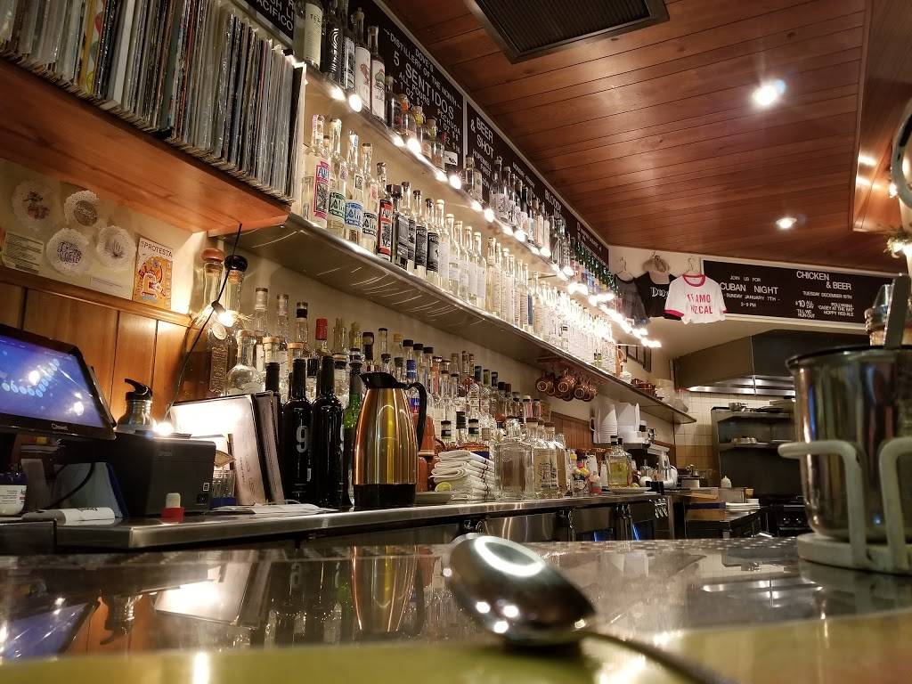 Doves Luncheonette | restaurant | 1545 N Damen Ave, Chicago, IL 60622, USA | 7736454060 OR +1 773-645-4060