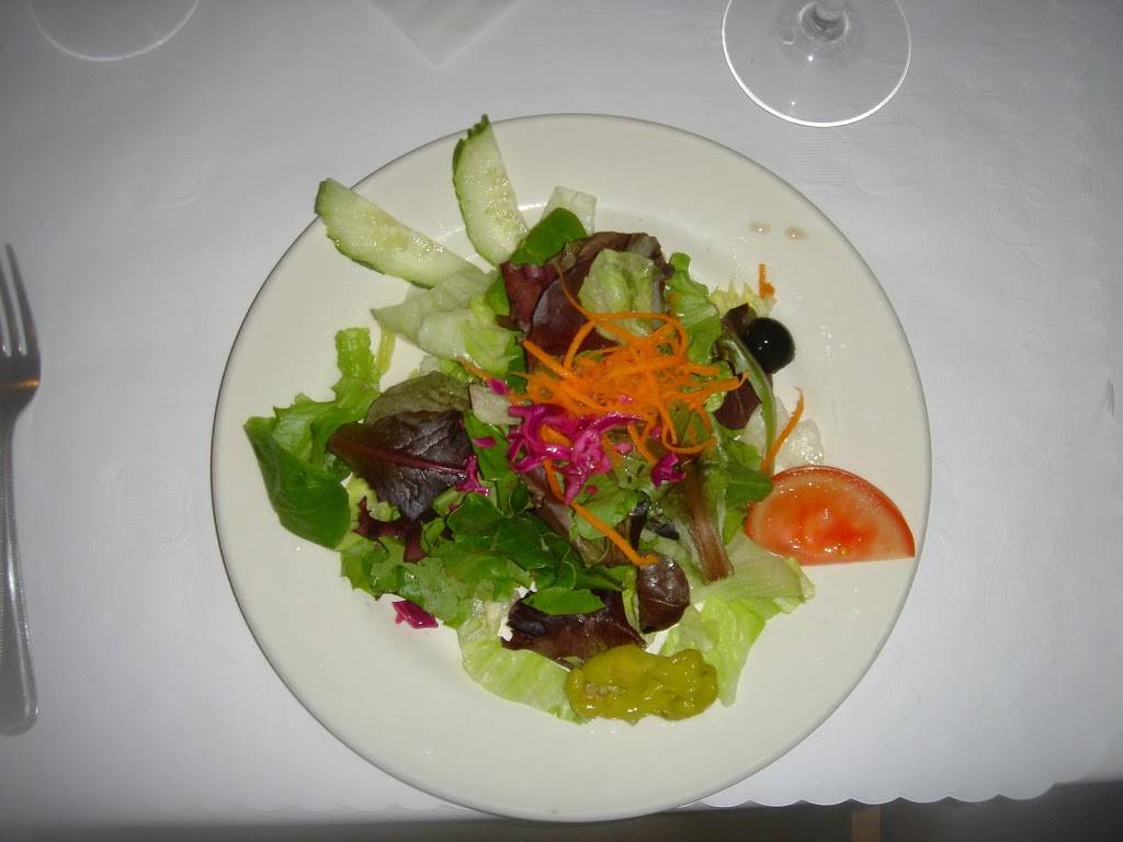 Waiters To Go L.L.C | restaurant | 1303 Orange Ave, Coronado, CA 92118, USA | 6195229849 OR +1 619-522-9849