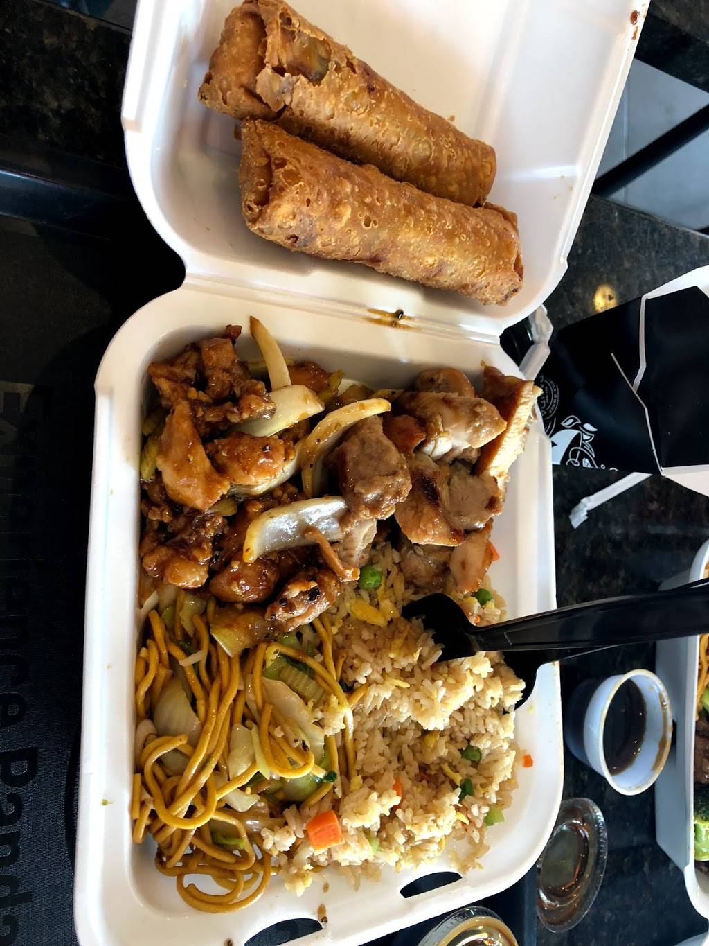 Panda Express | meal takeaway | 100 E Golf Rd b, Schaumburg, IL 60173, USA | 8475190880 OR +1 847-519-0880