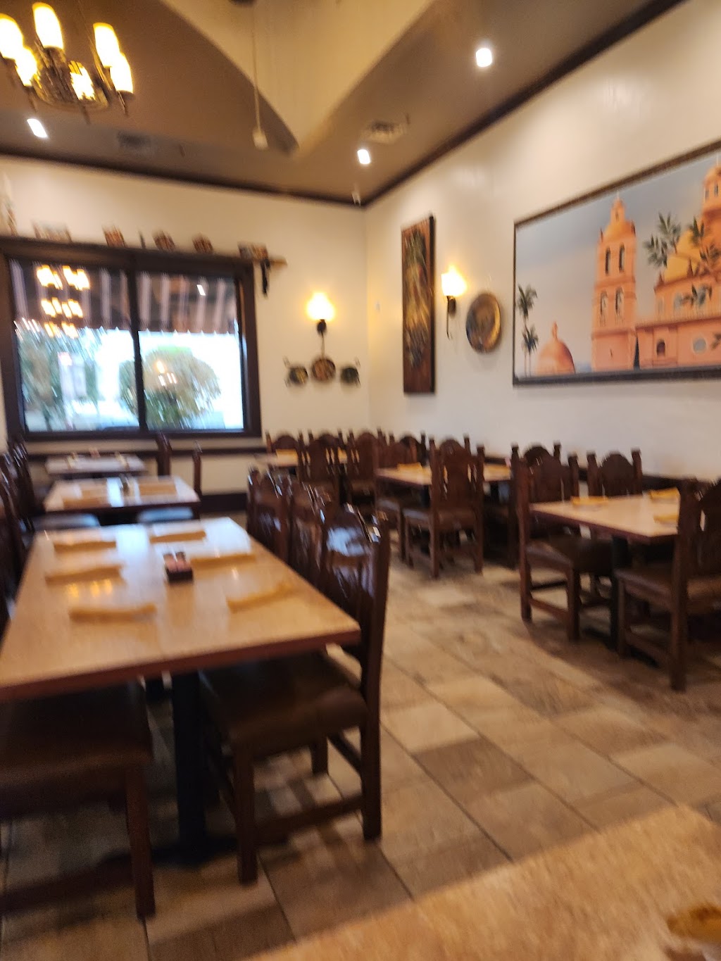 Los Gallitos Mexican Cafe | restaurant | 20420 Southwest Fwy, Richmond, TX 77469, USA | 8323633322 OR +1 832-363-3322