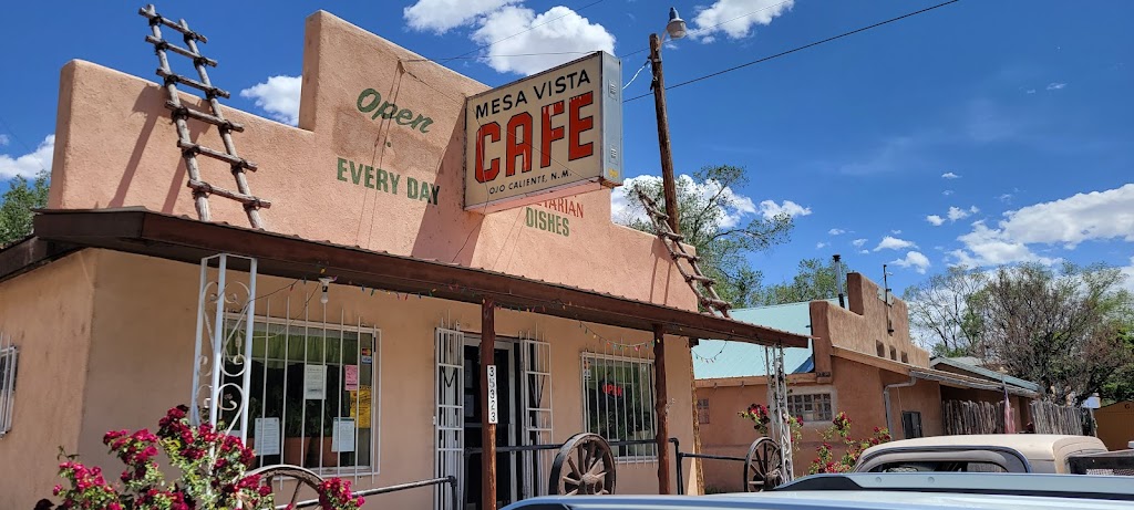 Mesa Vista Cafe | restaurant | 35323 US Hwy 285, Ojo Caliente, NM 87549, USA | 5055832245 OR +1 505-583-2245