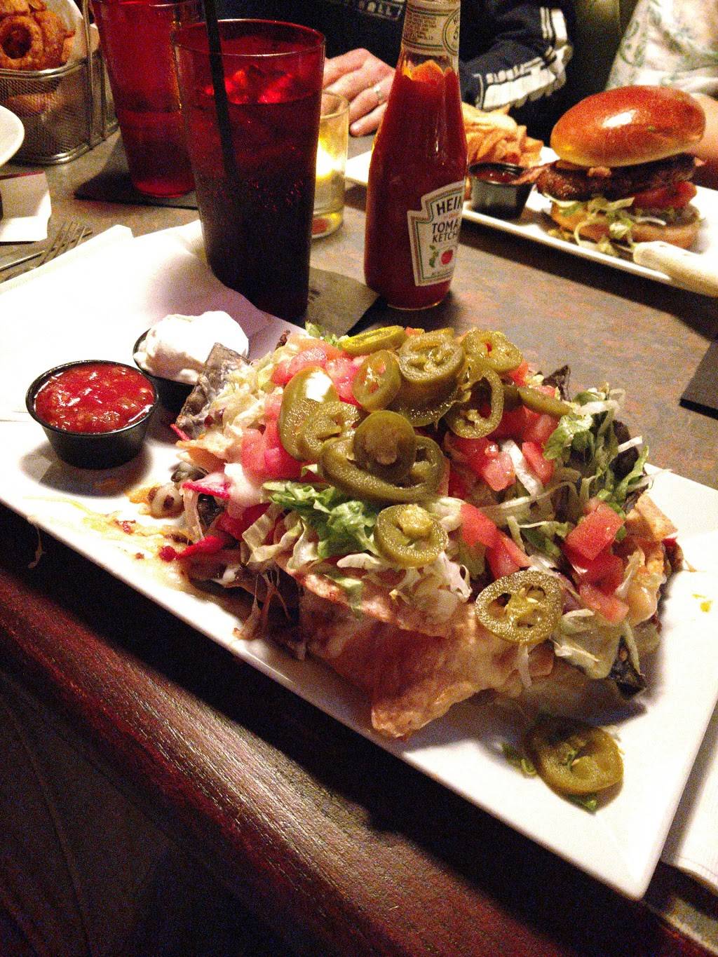 Murphys Law Irish Pub | restaurant | 2 George St, Pawtucket, RI 02860, USA | 4017245522 OR +1 401-724-5522