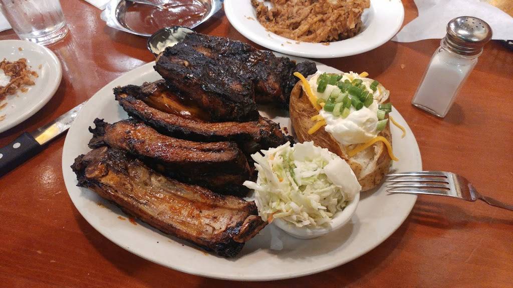 Tony Romas | restaurant | 1000 Universal Studios Blvd, Universal City, CA 91608, USA | 8187637674 OR +1 818-763-7674