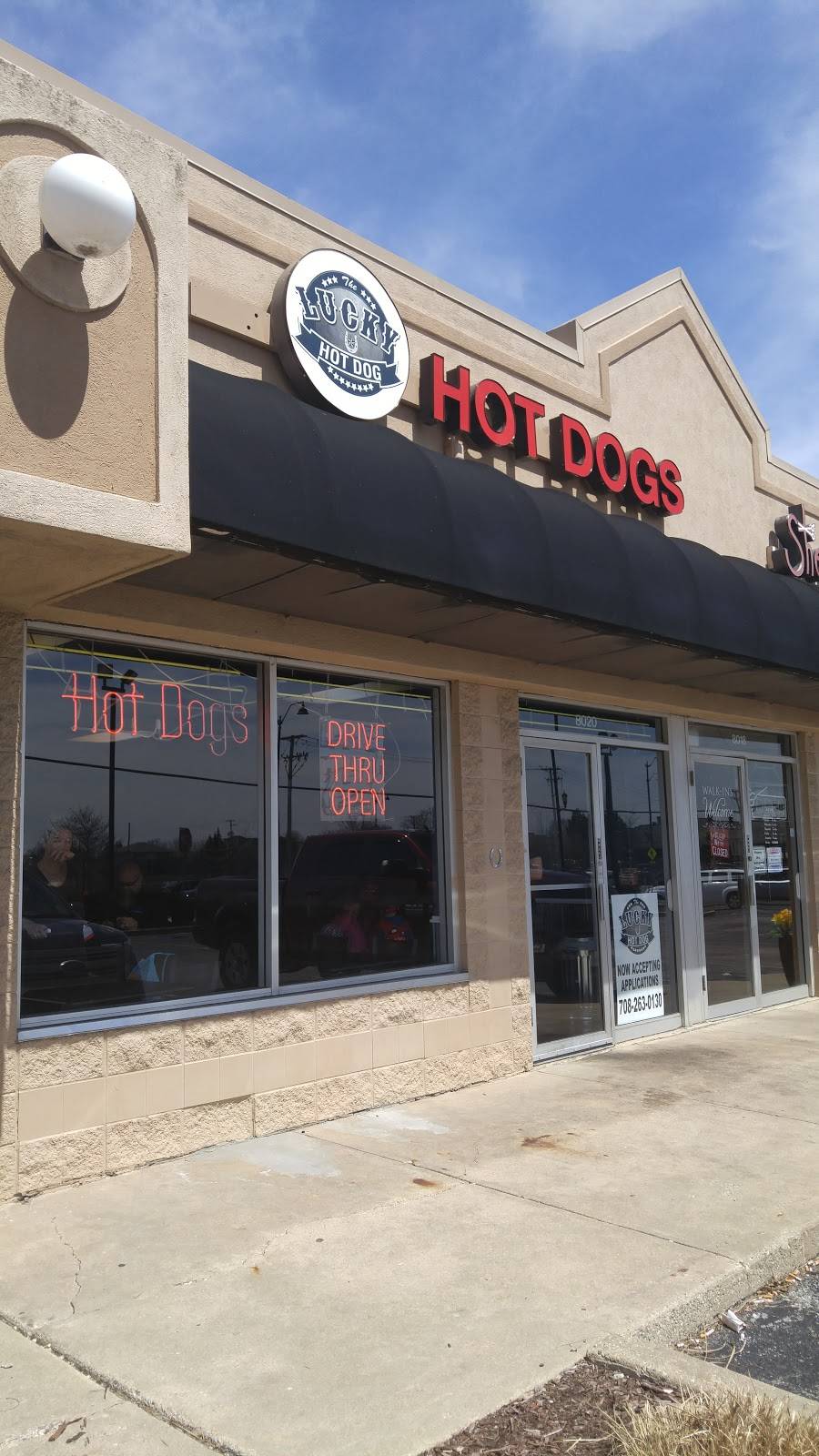 The Lucky Hot Dog | restaurant | 8020 W 171st St, Tinley Park, IL 60477, USA | 7082630130 OR +1 708-263-0130
