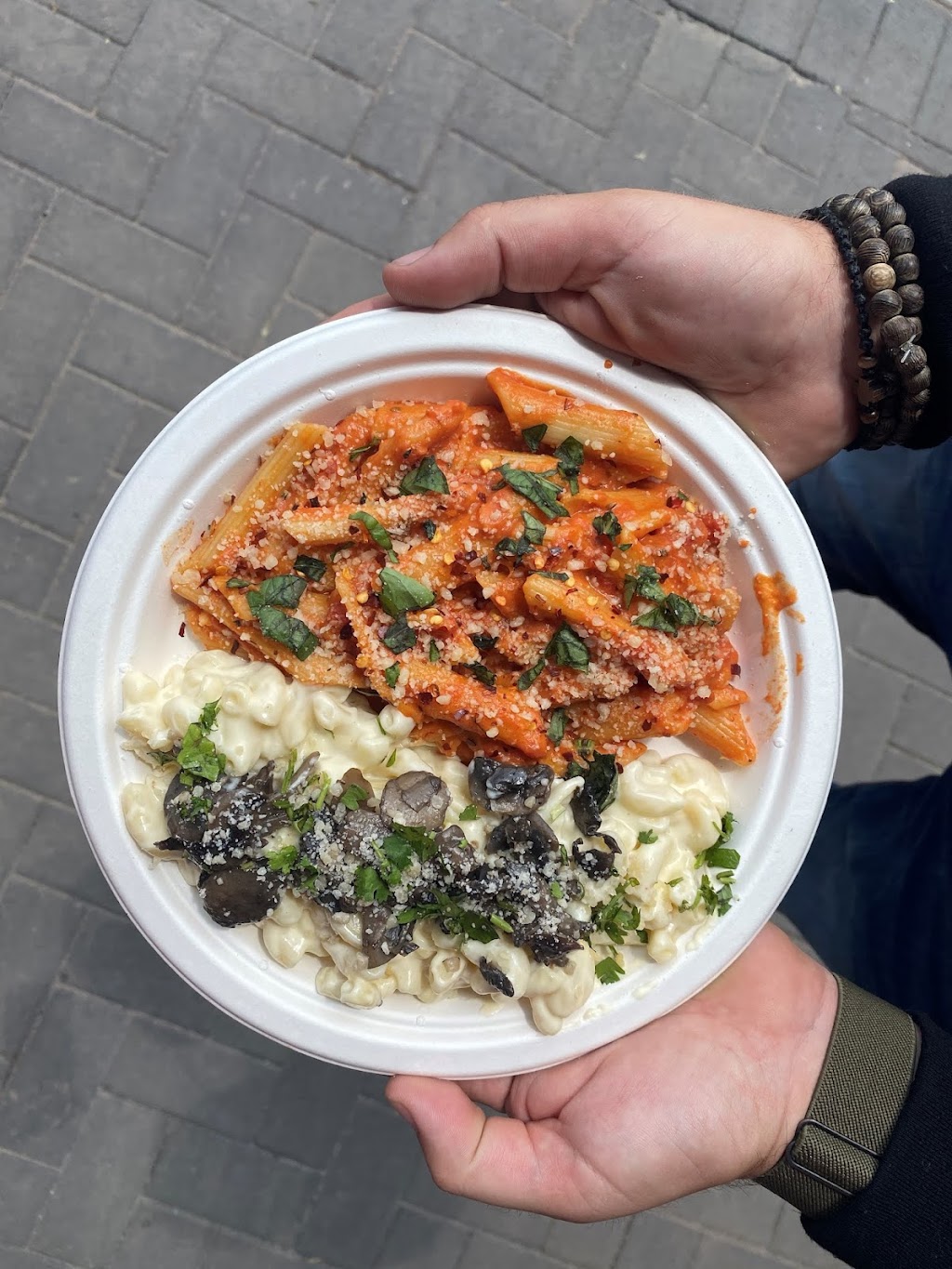 Super Mac Bros | restaurant | 739 E Dunlap Ave, Phoenix, AZ 85020, USA | 6025265493 OR +1 602-526-5493