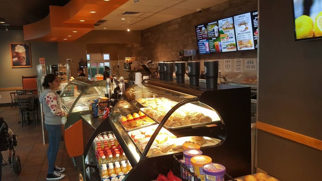 Panda Express | meal takeaway | 1605 S Riverside Ave, Rialto, CA 92376, USA | 9098741610 OR +1 909-874-1610