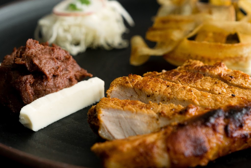 Casa Lenca Restaurante | cafe | 4050 W 12th Ave, Hialeah, FL 33012, USA | 3054326119 OR +1 305-432-6119