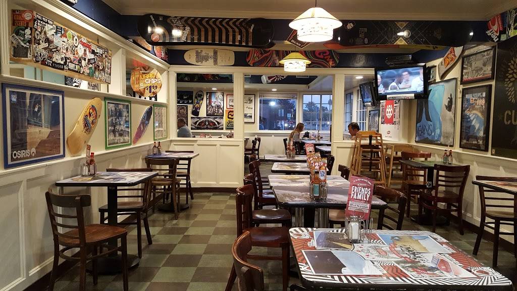 Wahoos Fish Taco | restaurant | 3000 Bristol St, Costa Mesa, CA 92626, USA | 7144350130 OR +1 714-435-0130