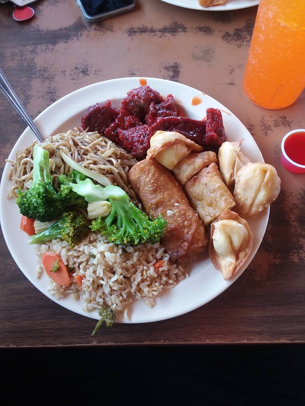 Golden Coin Chinese Buffet | restaurant | 3224 E Thomas Rd, Phoenix, AZ 85018, USA | 6029546696 OR +1 602-954-6696
