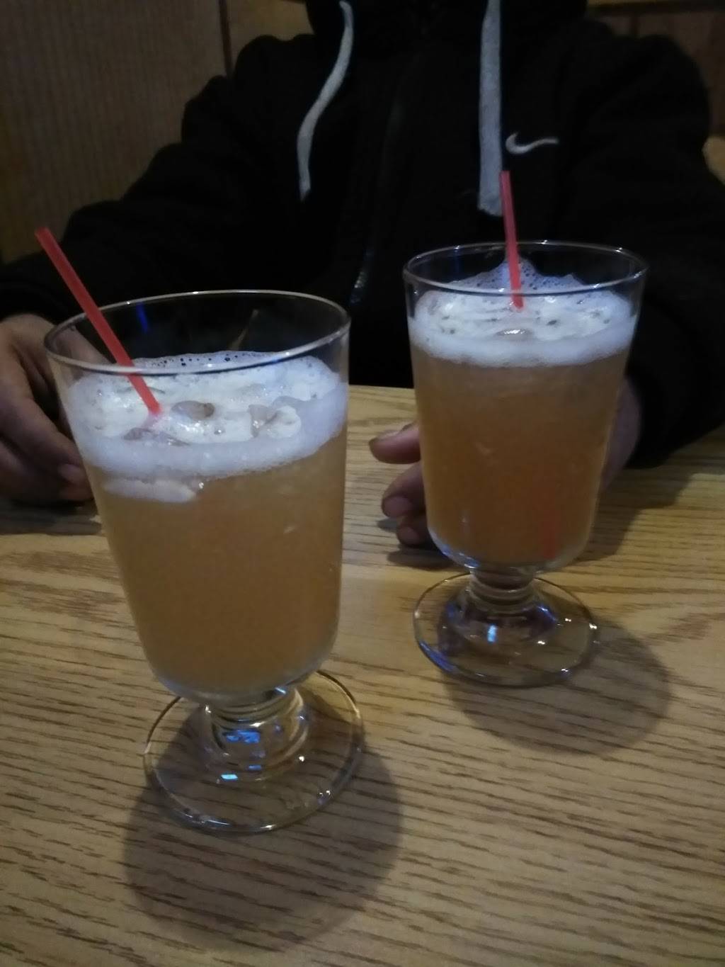 A Bica Bar And Grill | restaurant | 278 Main St, Indian Orchard, MA 01151, USA | 4135432379 OR +1 413-543-2379